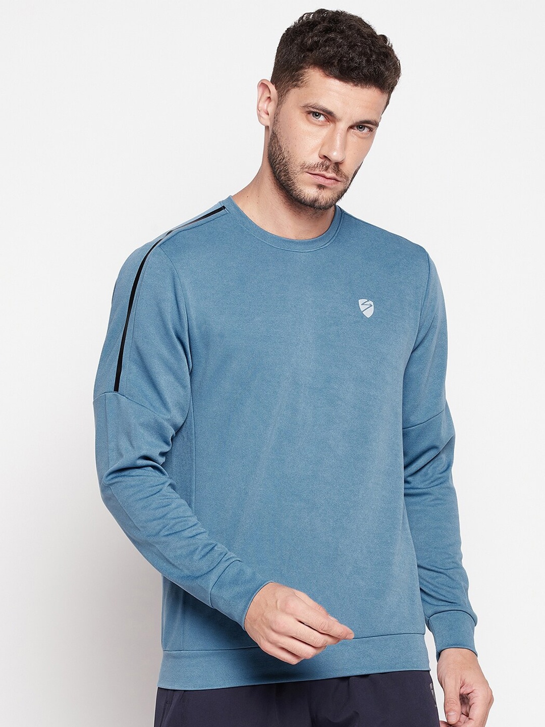 

UNPAR Men Blue Sweatshirt