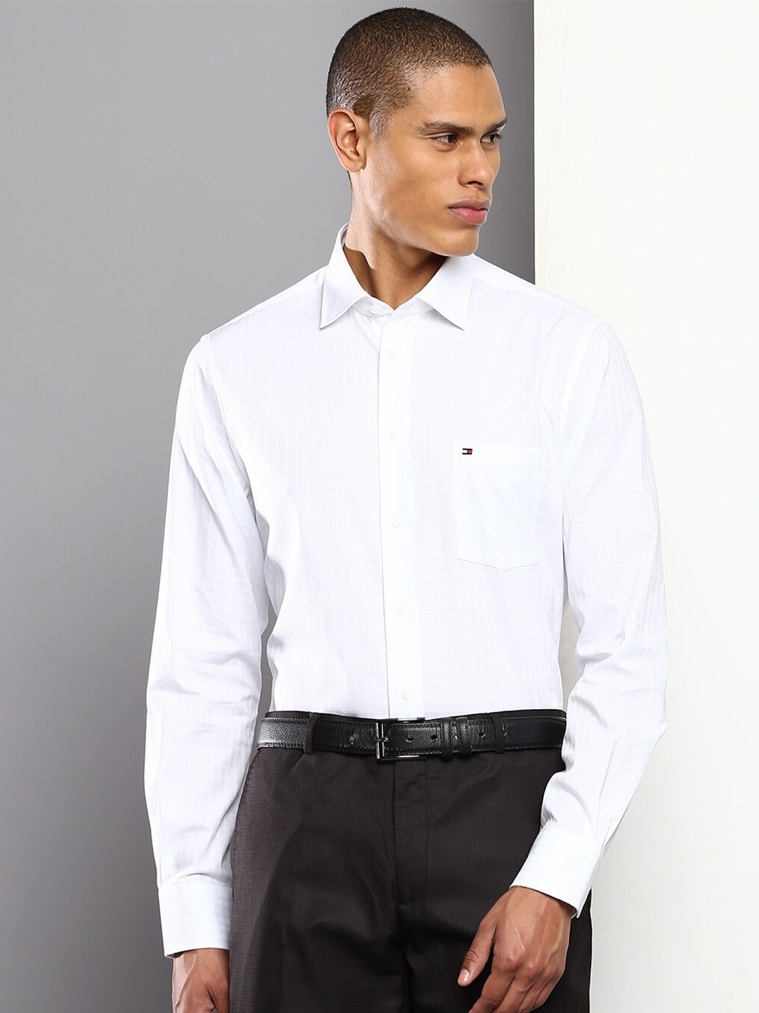 

Tommy Hilfiger Men White Cotton Formal Shirt