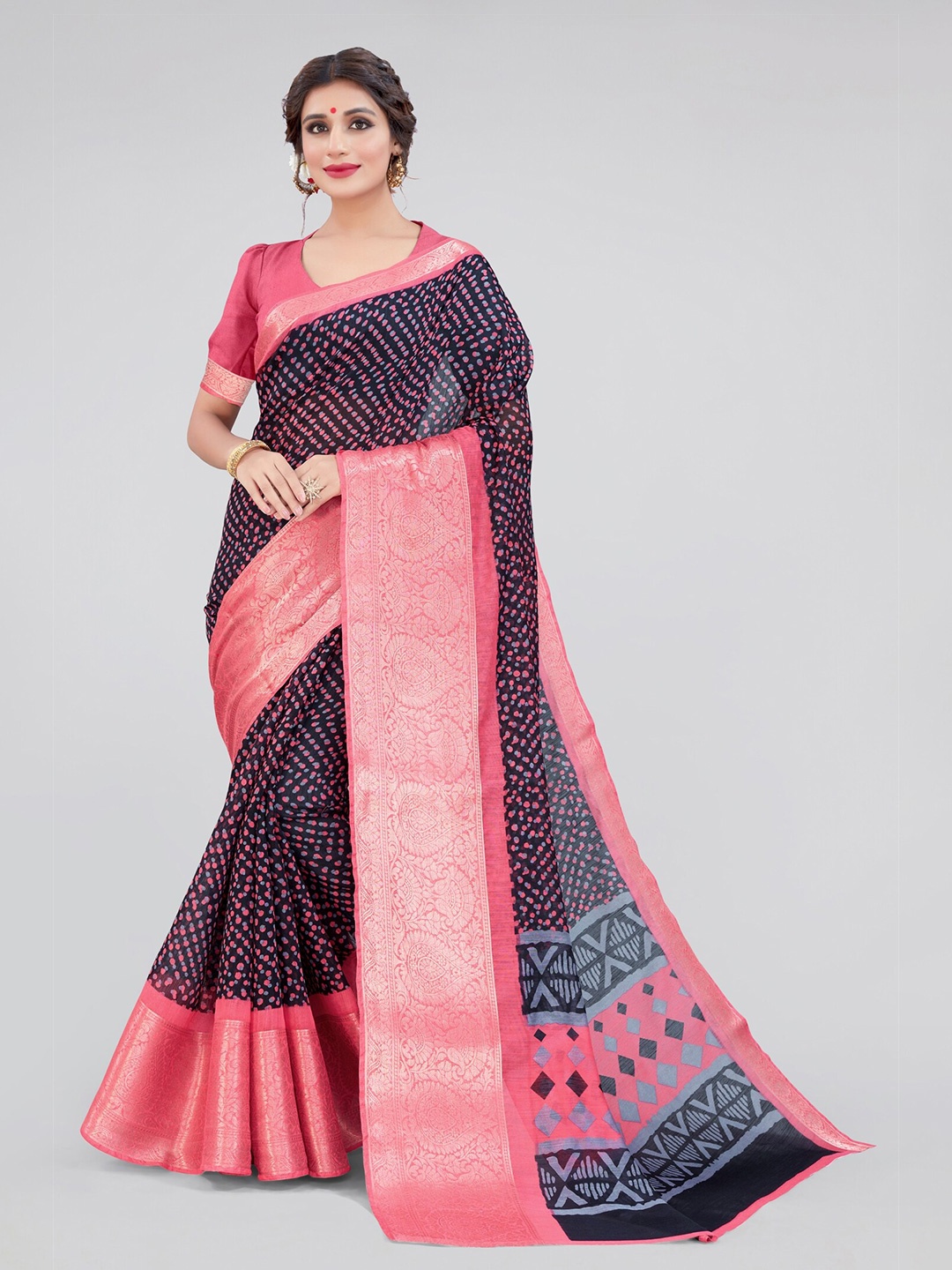 

MIRCHI FASHION Black & Pink Abstract Printed Saree