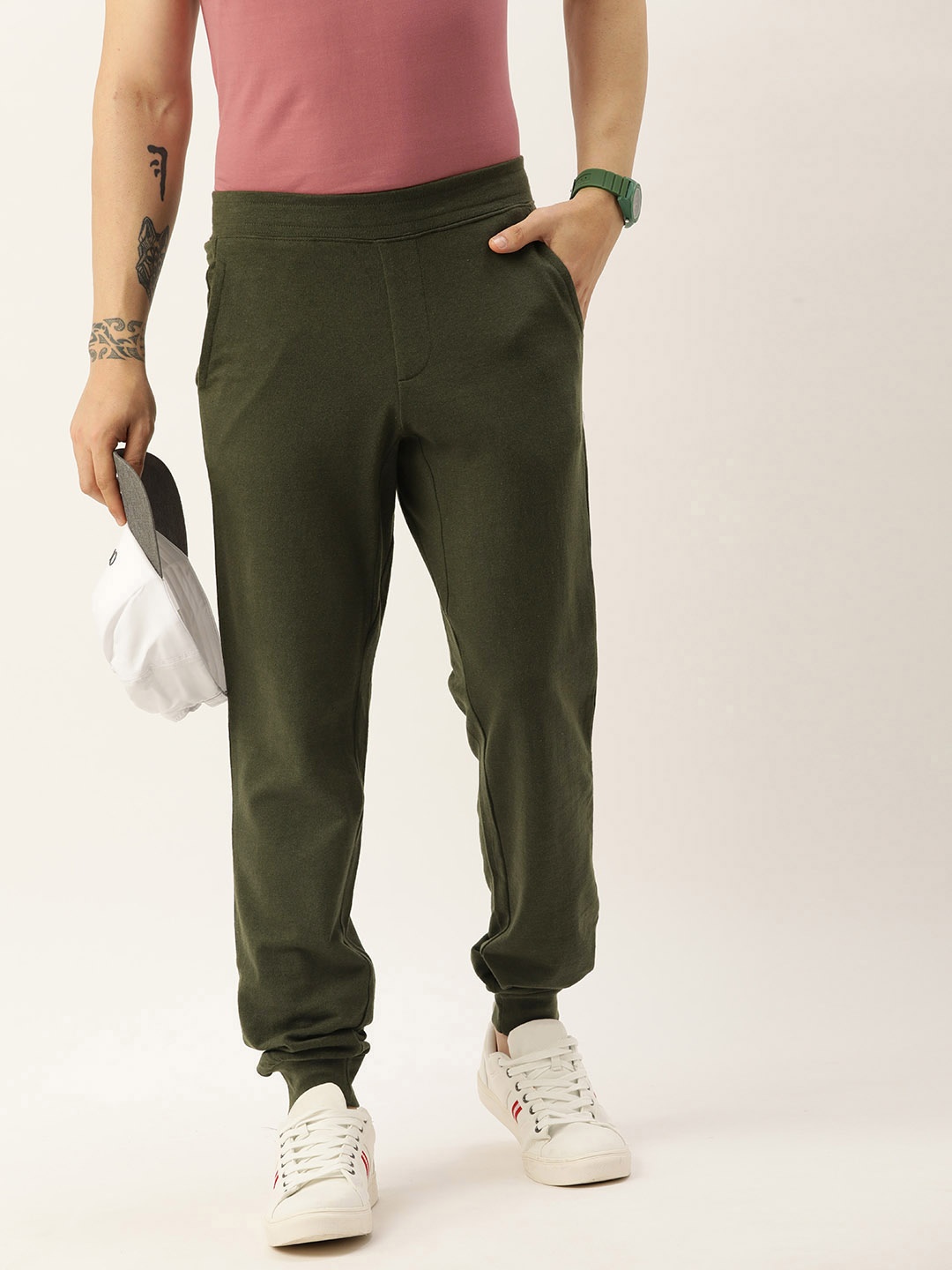 

Kook N Keech Men Olive Green Solid Joggers