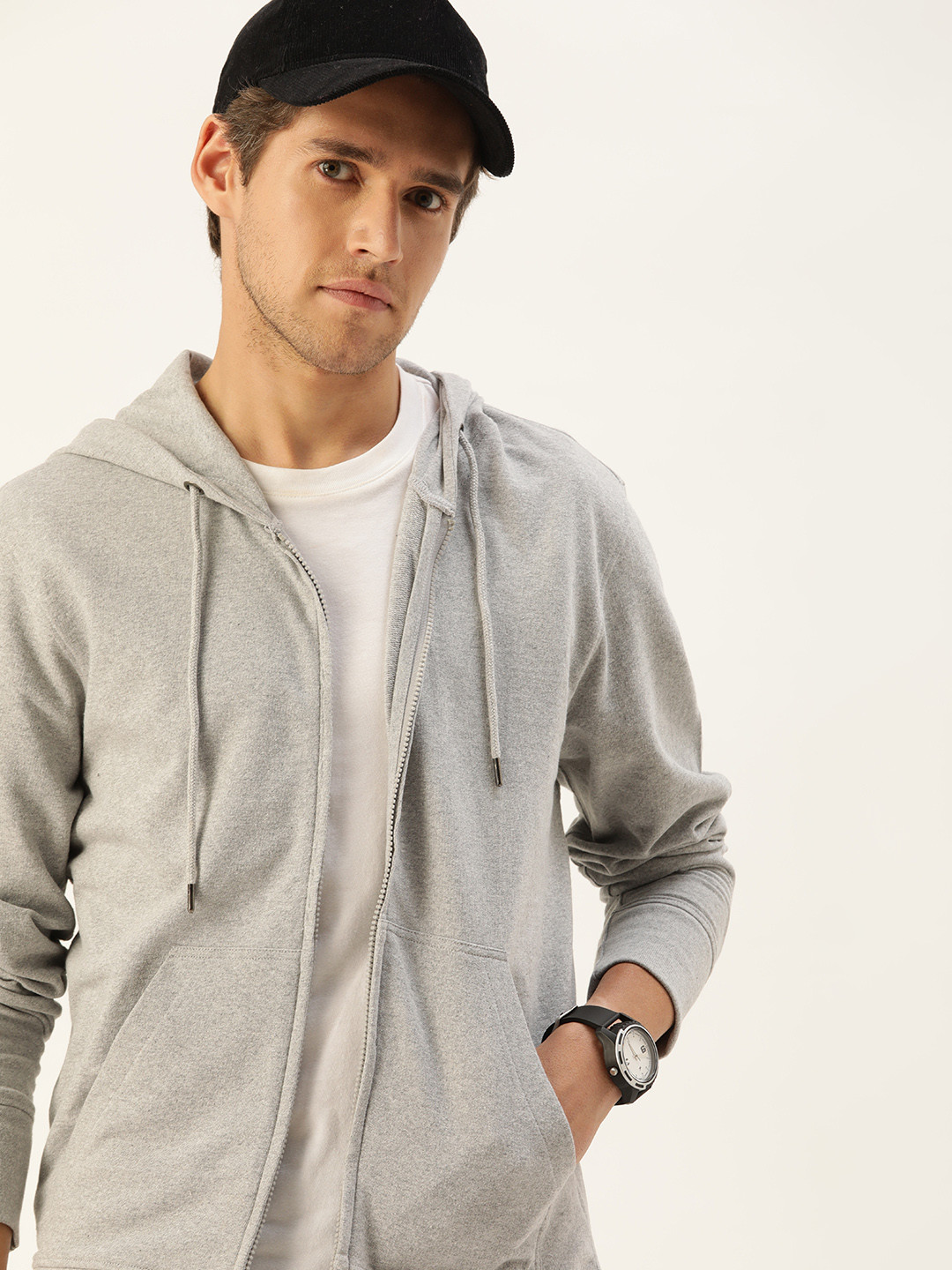

Kook N Keech Men Grey Solid Pure Cotton Hooded Sweatshirt