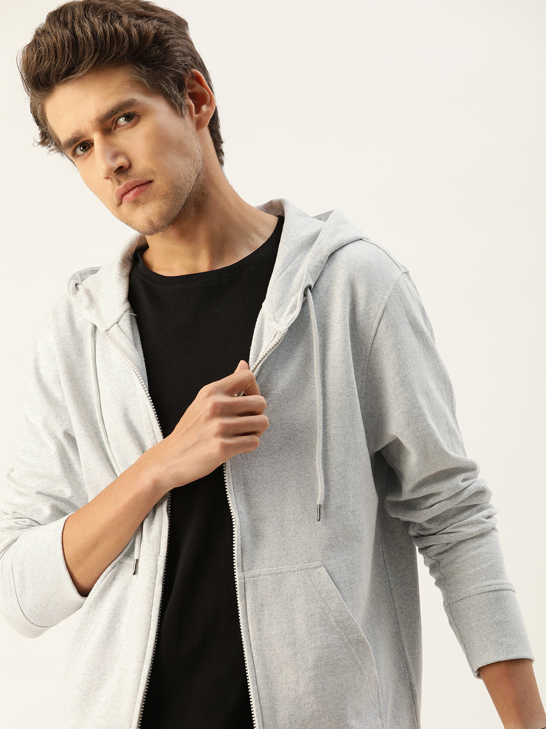 

Kook N Keech Men Grey Solid Pure Cotton Hooded Sweatshirt