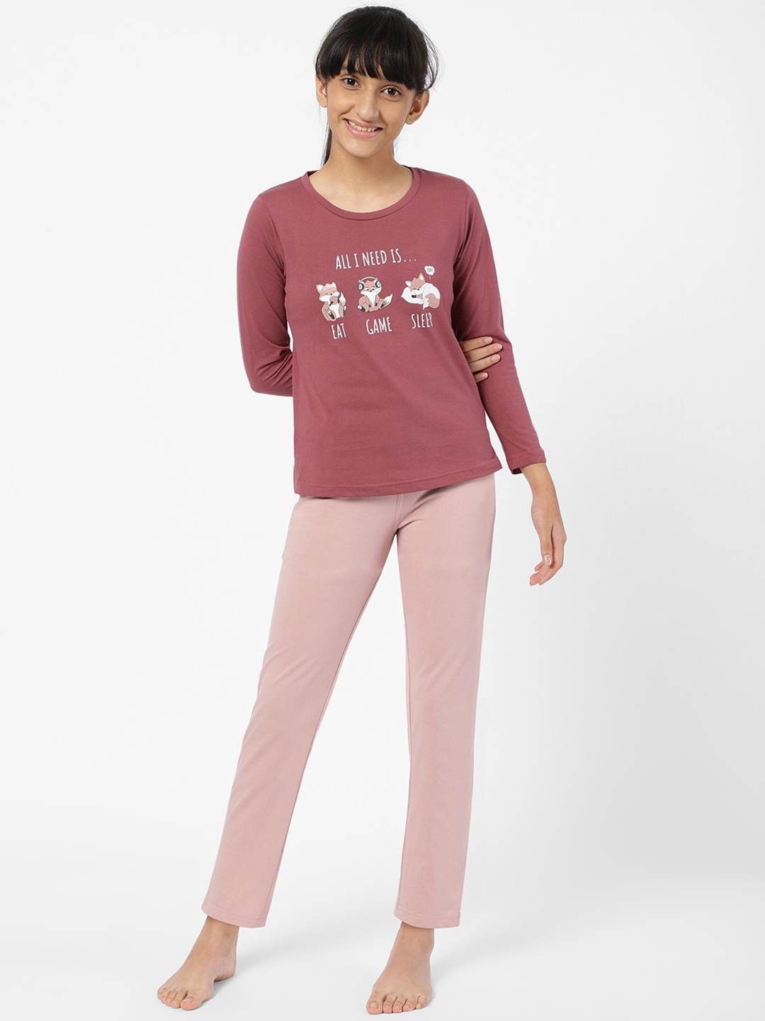 

Sweet Dreams Girls Pink & White Printed Night suit