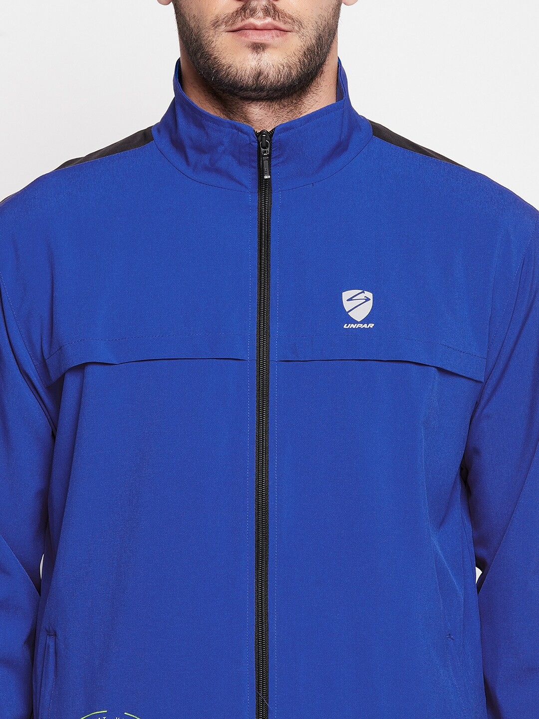 

UNPAR Men Blue Solid Tracksuits