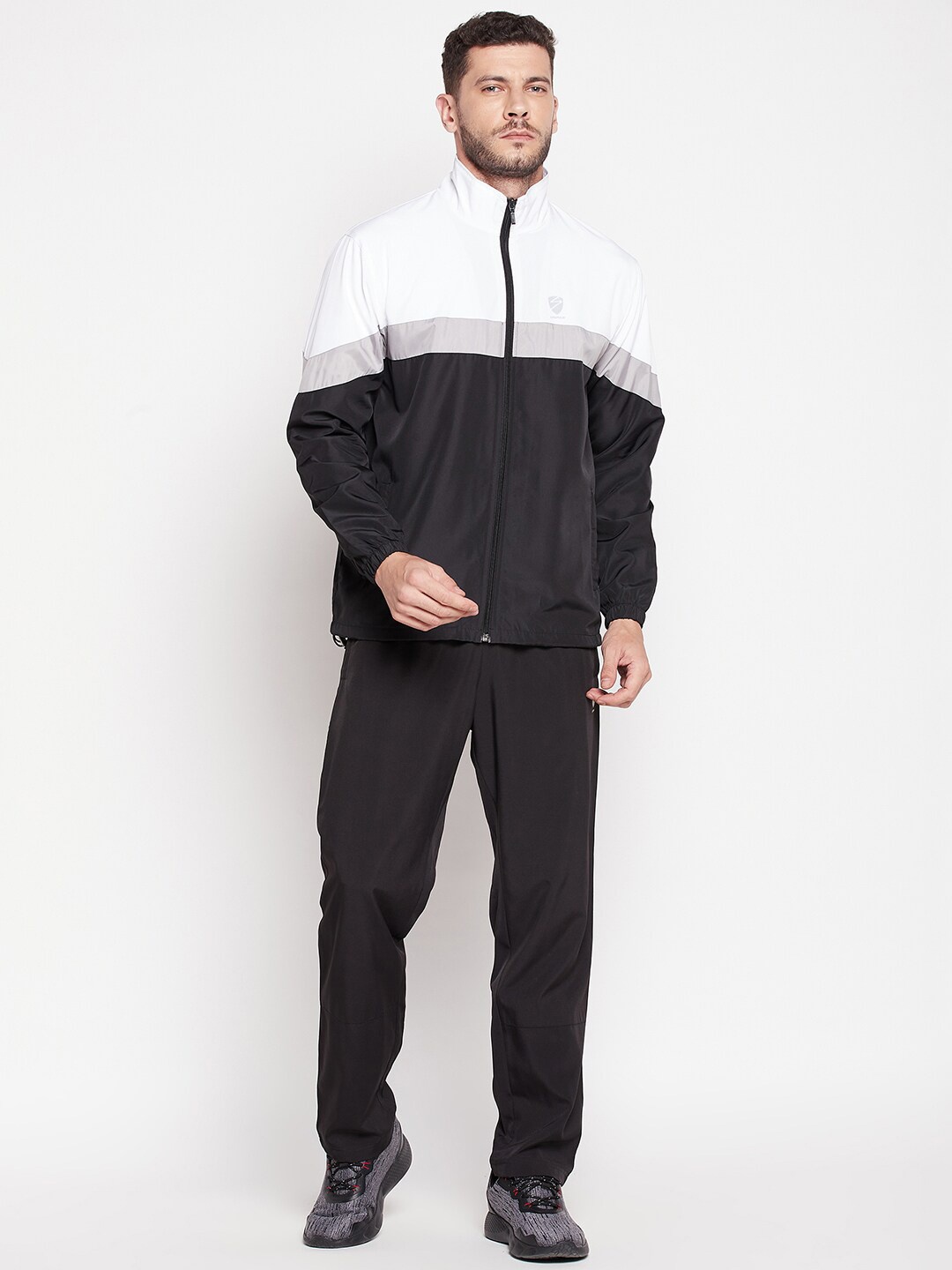 

UNPAR Men Black & White Colourblocked Tracksuits