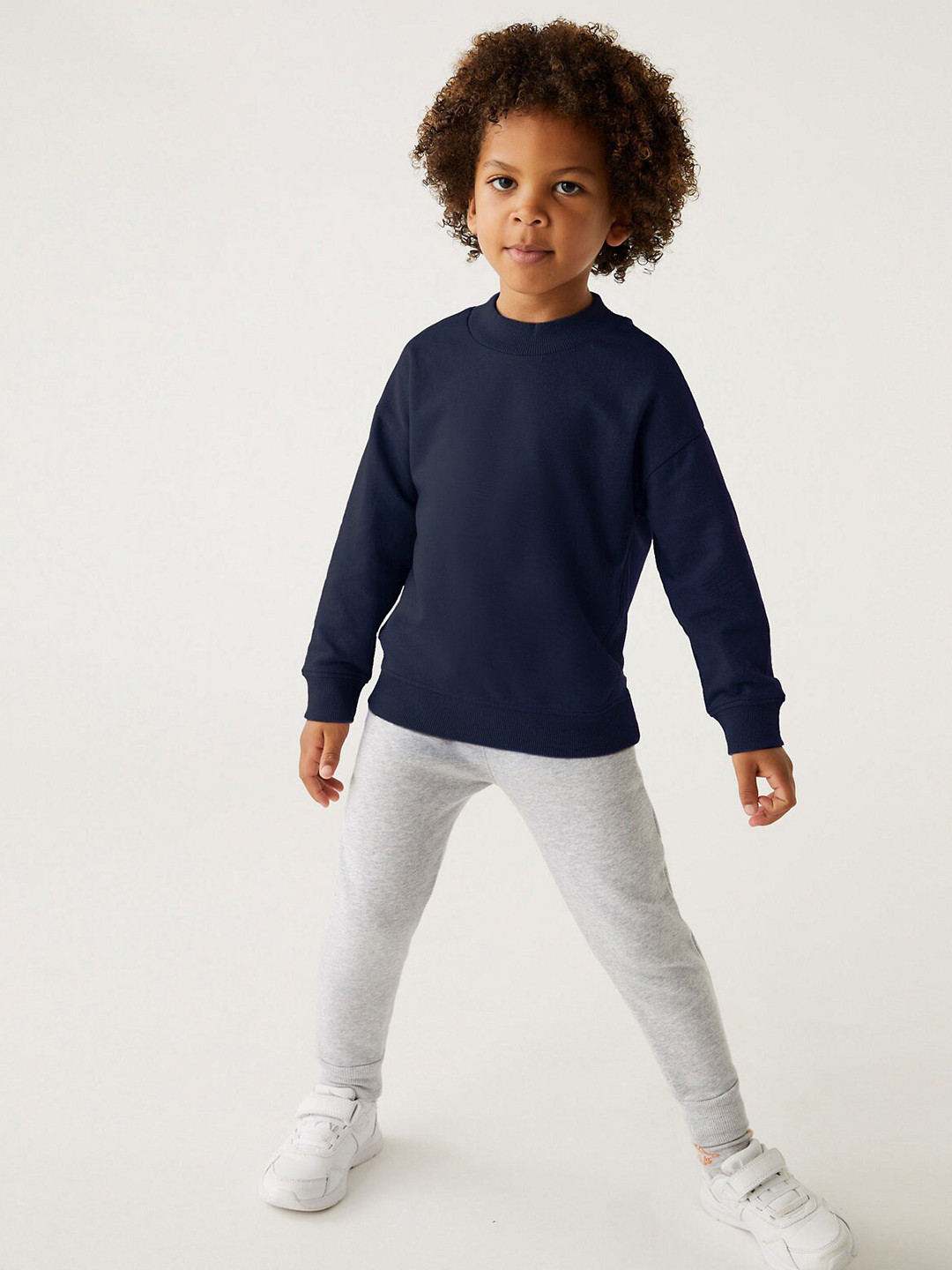 

Marks & Spencer Boys Navy Blue Pullover Sweatshirt