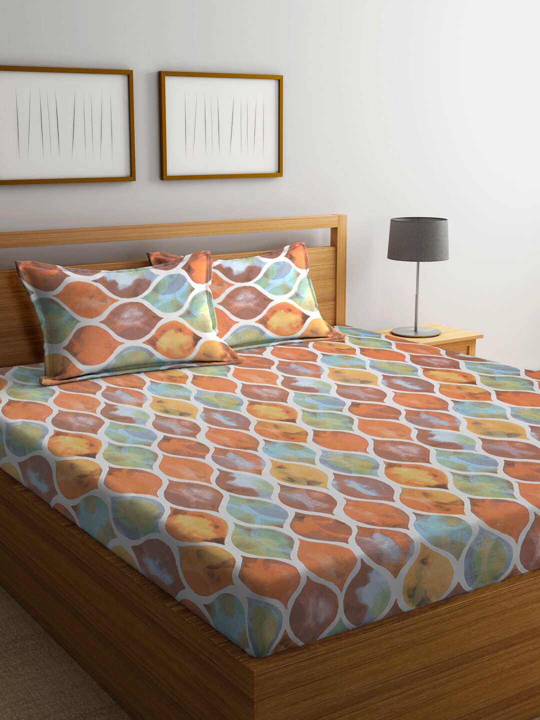 

BOMBAY DYEING Orange & Blue Geometric 104 TC Queen Bedsheet with 2 Pillow Covers