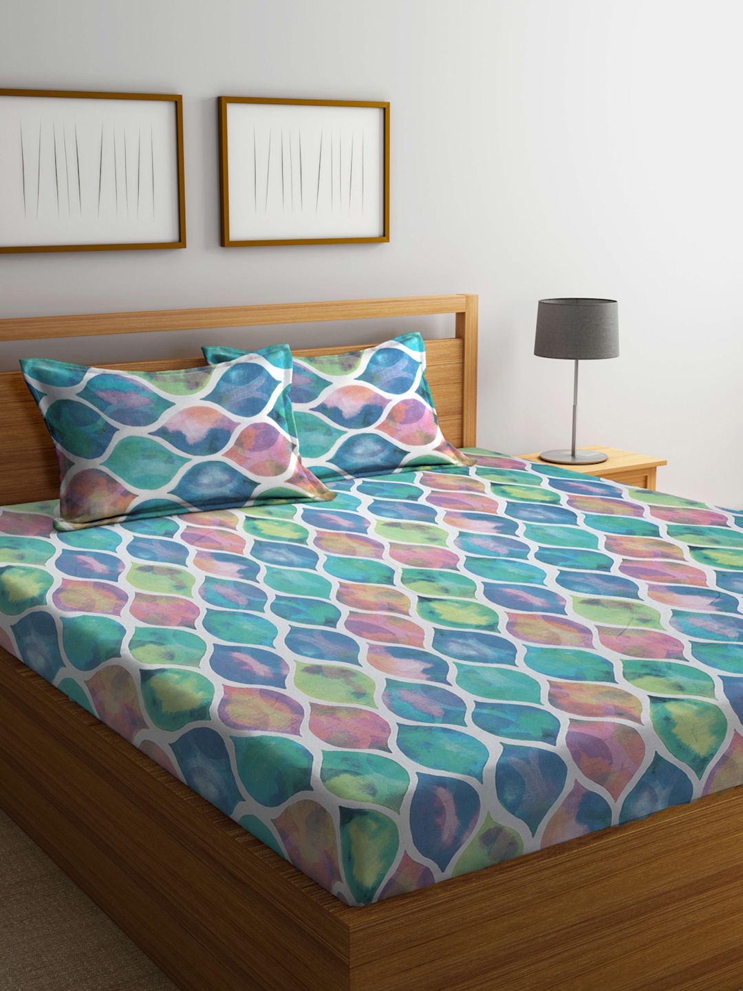 

BOMBAY DYEING DreamLover Blue & White Printed 104 TC Queen Bedsheet with 2 Pillow Covers