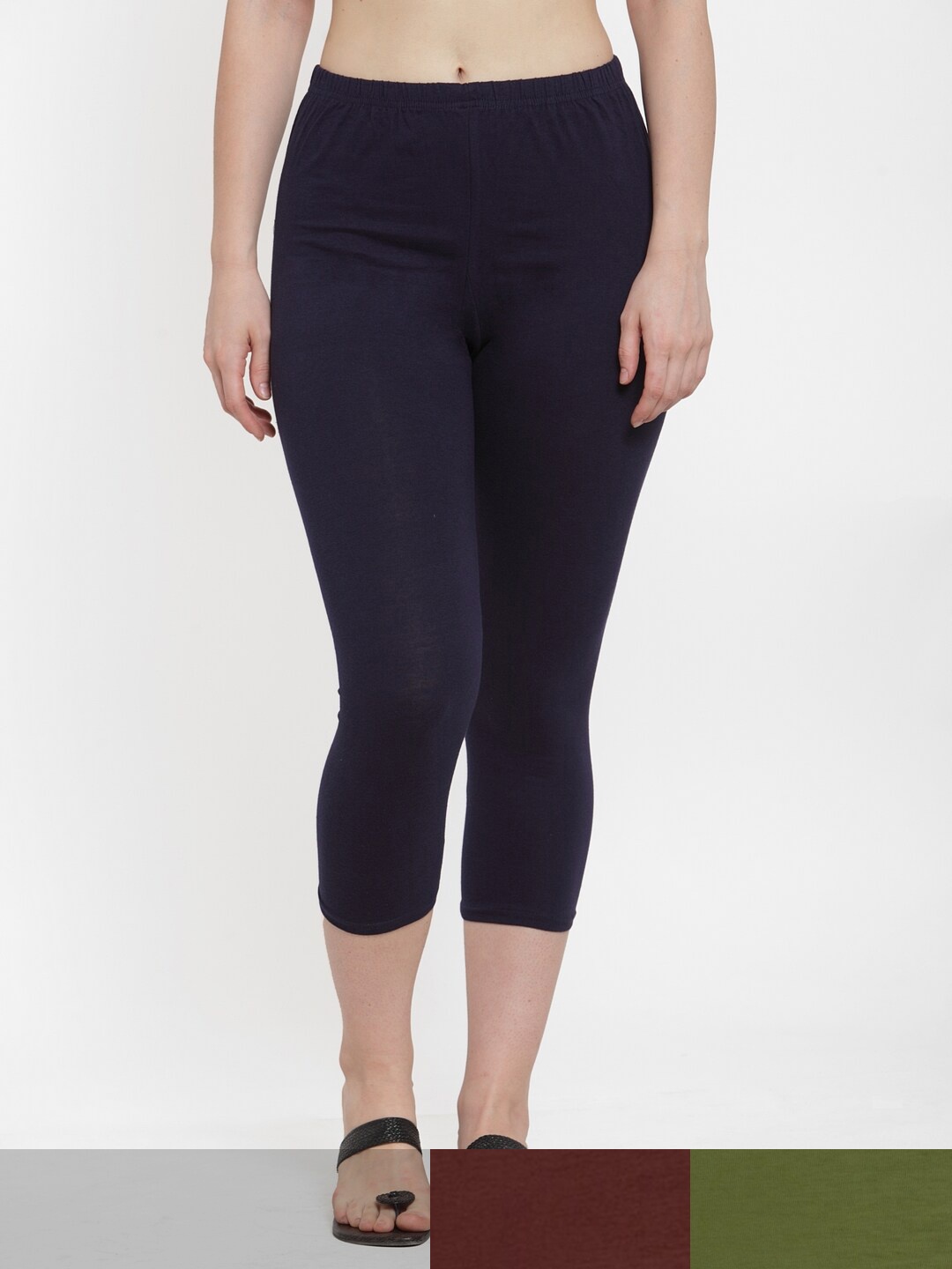 

Jinfo Women Navy Blue & Brown Pack Of 2 Solid Capris