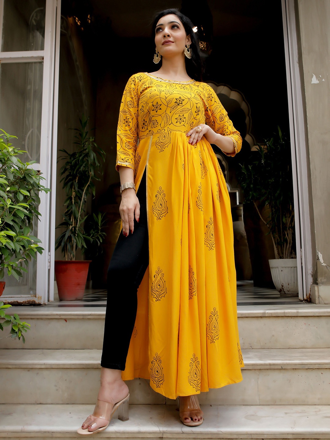 

Indi INSIDE Women Mustard Yellow Ethnic Motifs Printed A-Line High Slit Kurta