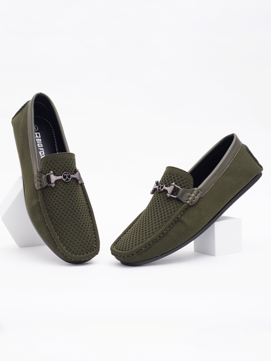 

Big Fox Men Olive Green Woven Design Loafers