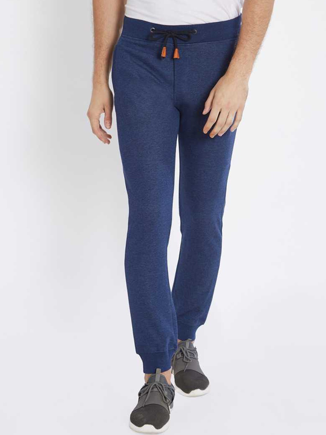 

Status Quo Men Blue Solid Regular Fit Track Pant