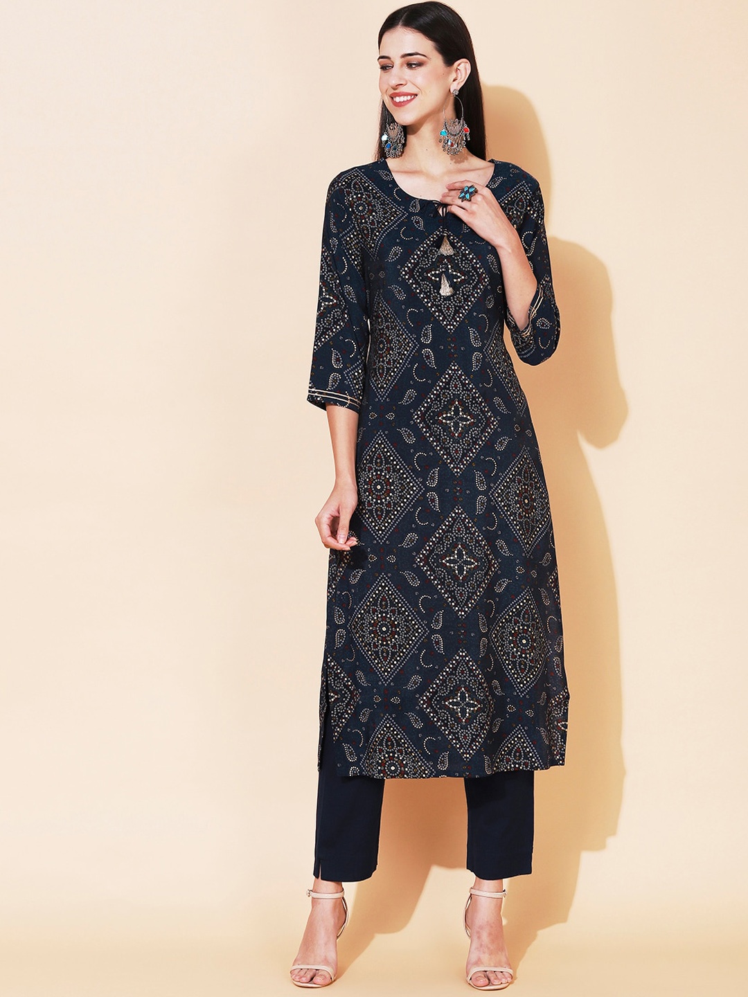 

FASHOR Women Navy Blue Bandhani Printed Kurta with Trousers