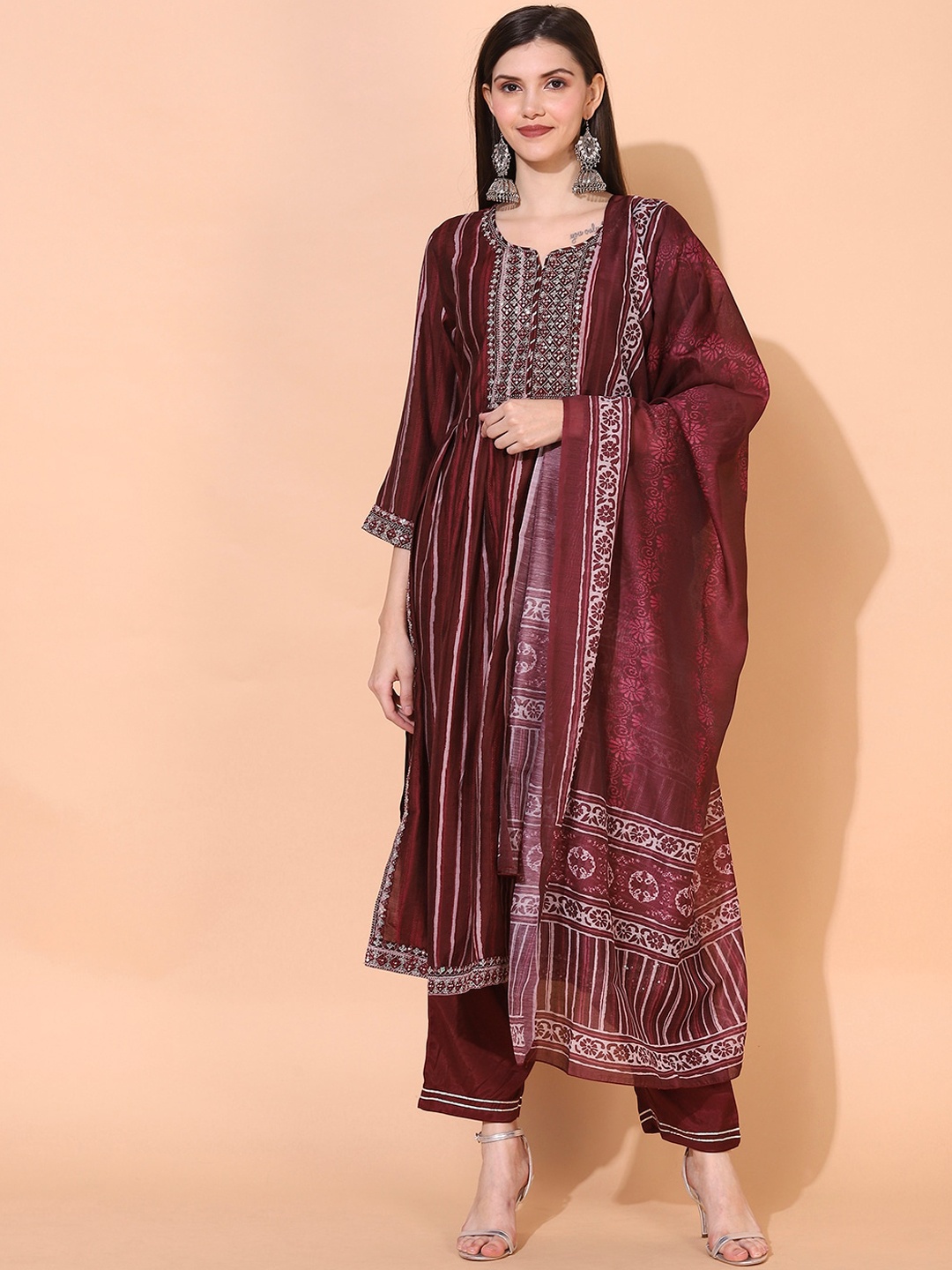 

FASHOR Women Burgundy Printed Sequinned Kurta with Trousers & With Dupatta