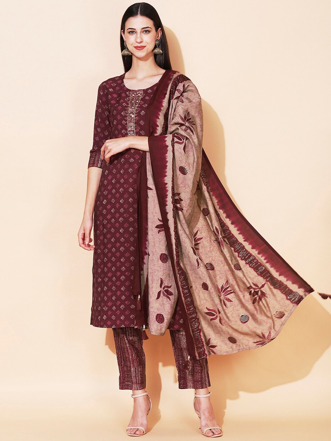 

FASHOR Women Maroon Ethnic Motifs Printed Sequinned Kurta with Trousers & With Dupatta