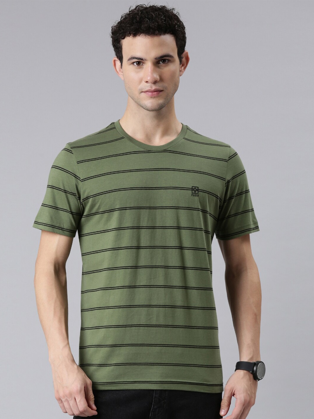 

FASO Men Olive Green Striped Round Neck Pure Cotton T-shirt