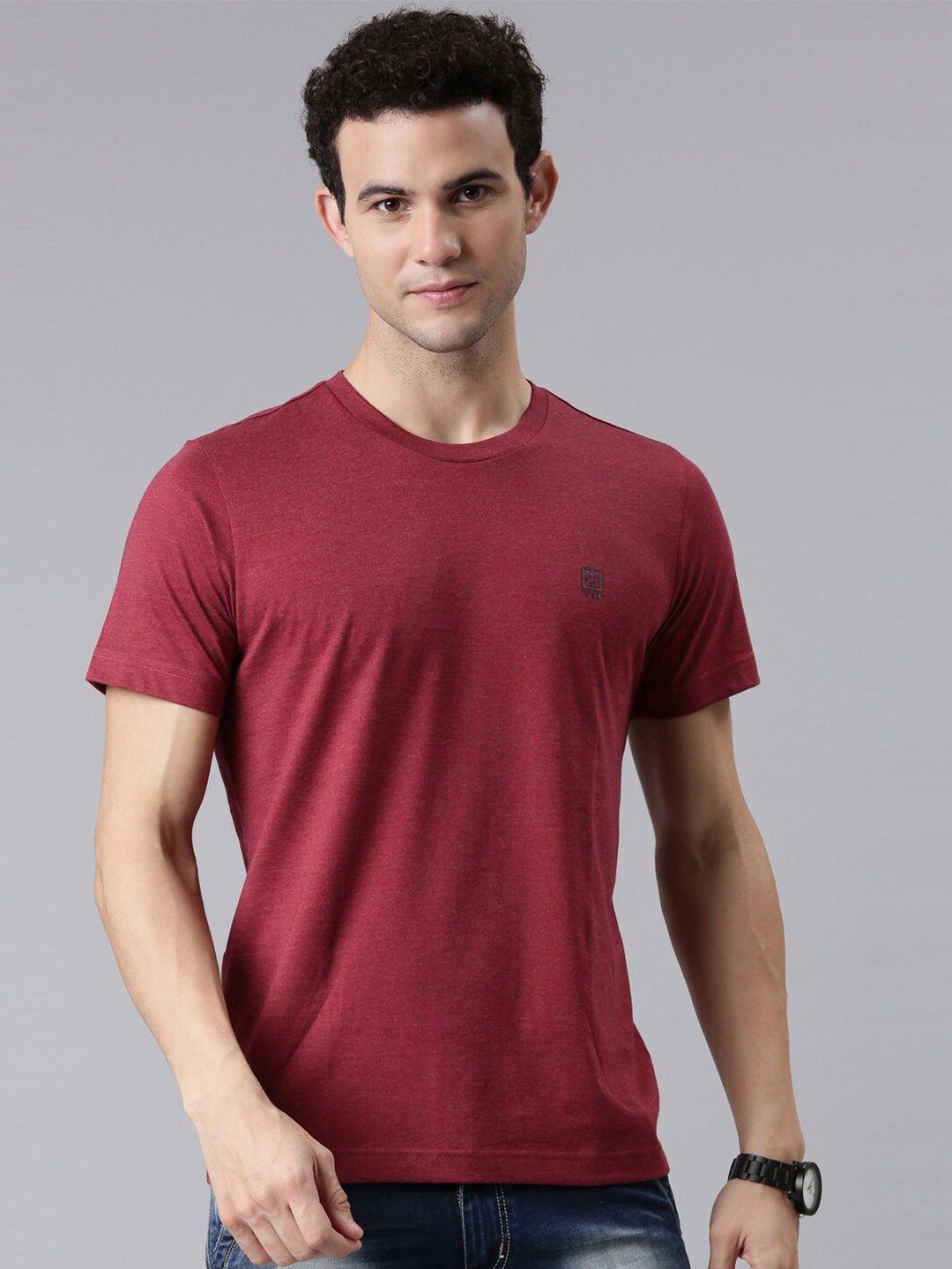 

FASO Men Maroon Solid Round Neck Pure Organic Cotton T-shirt