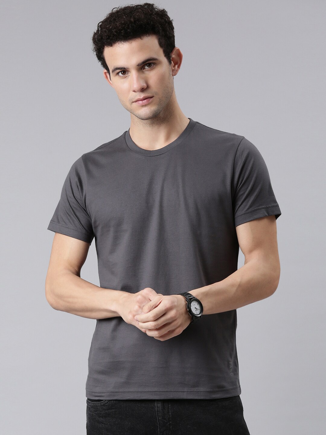 

FASO Men Grey Solid Round Neck Pure Organic Cotton T-shirt