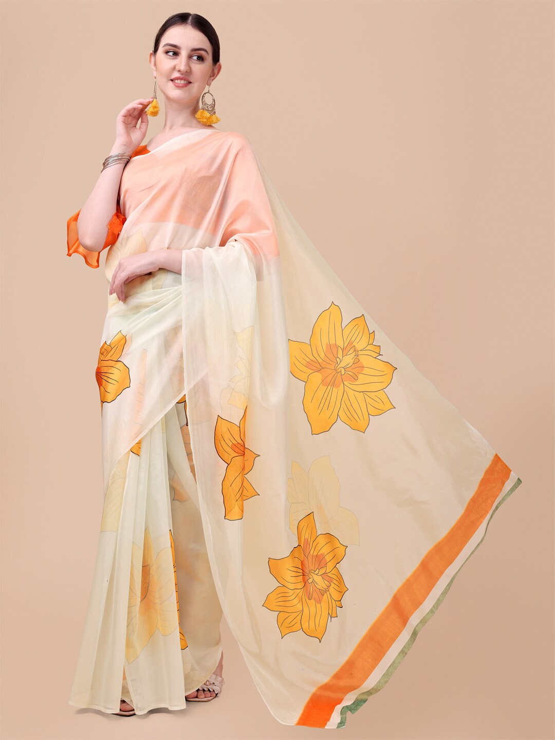 

Sangria Floral Print Organza Saree, White