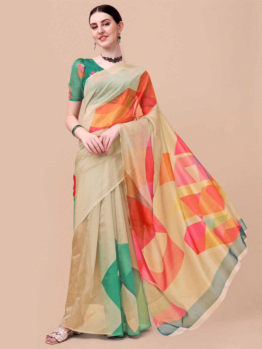 

Sangria Cream-Coloured & Green Printed Organza Saree