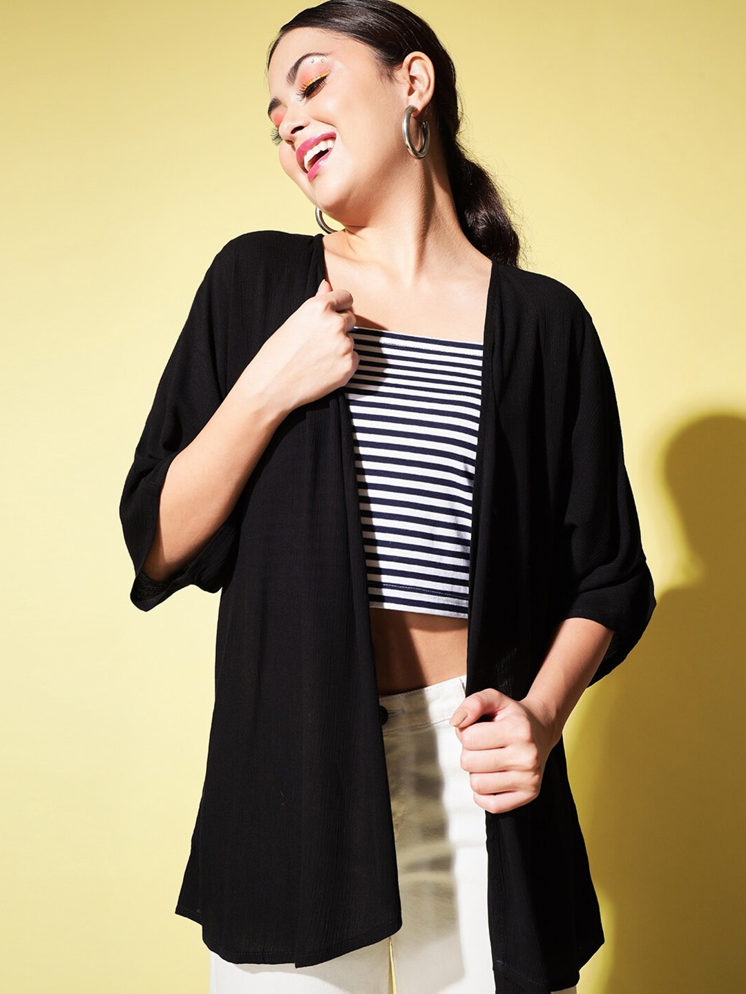 

Trend Arrest Women Black Longline Shrug