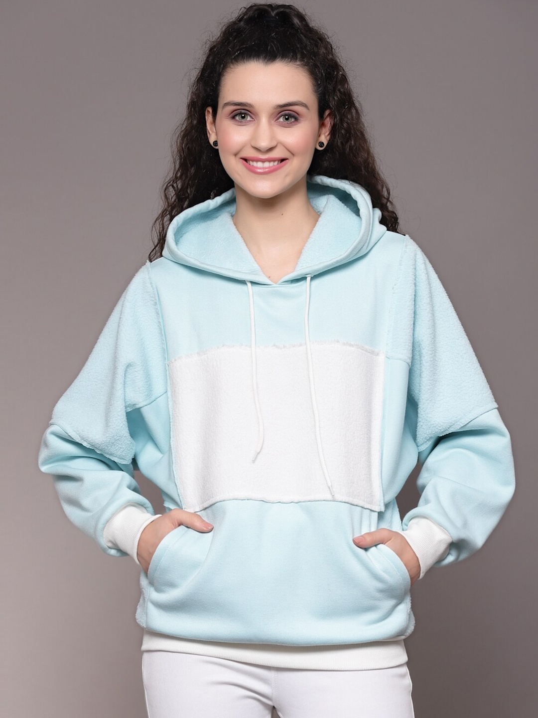 

KASSUALLY Women Blue Colourblocked Hooded Sweatshirt