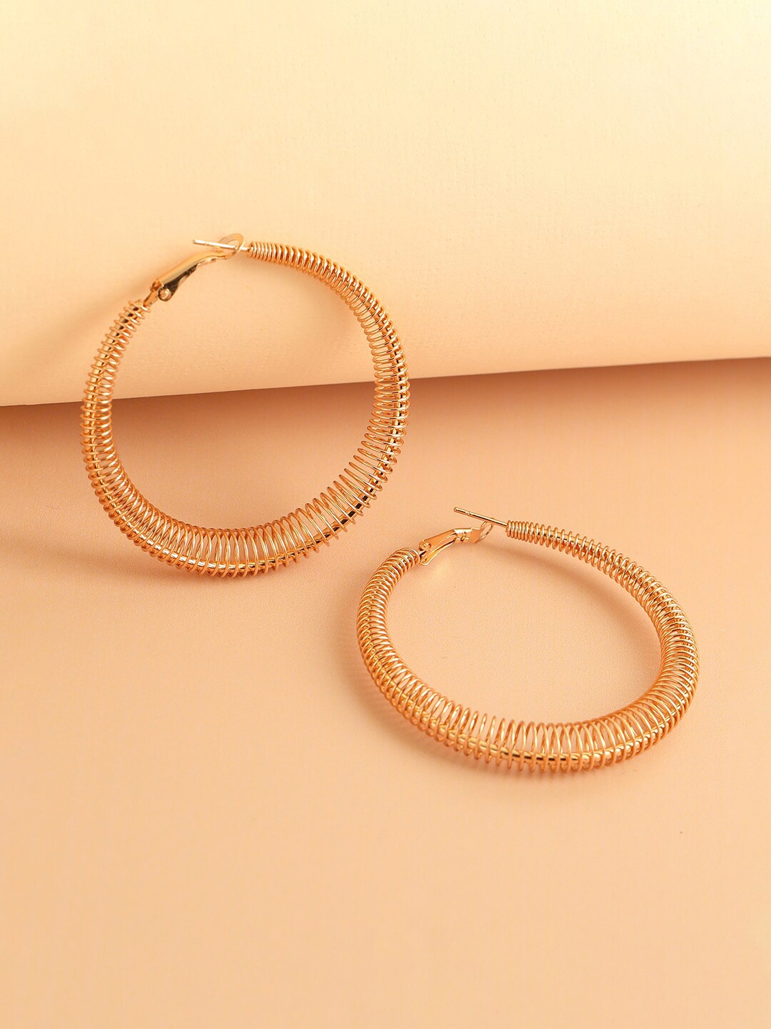 

SOHI Gold Plated Contemporary Hoop Earrings