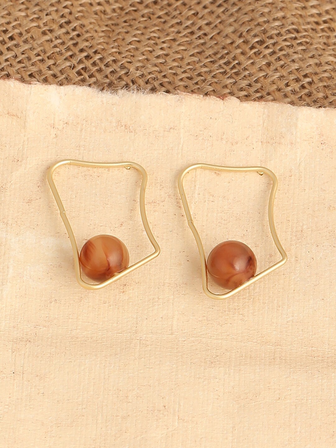 

SOHI Brown & Gold-Plated Contemporary Drop Earrings