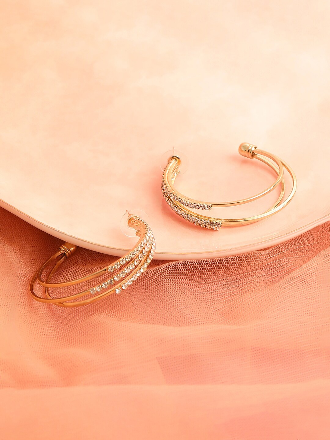 

SOHI Gold-Toned Contemporary Gold-Plated Hoop Earrings