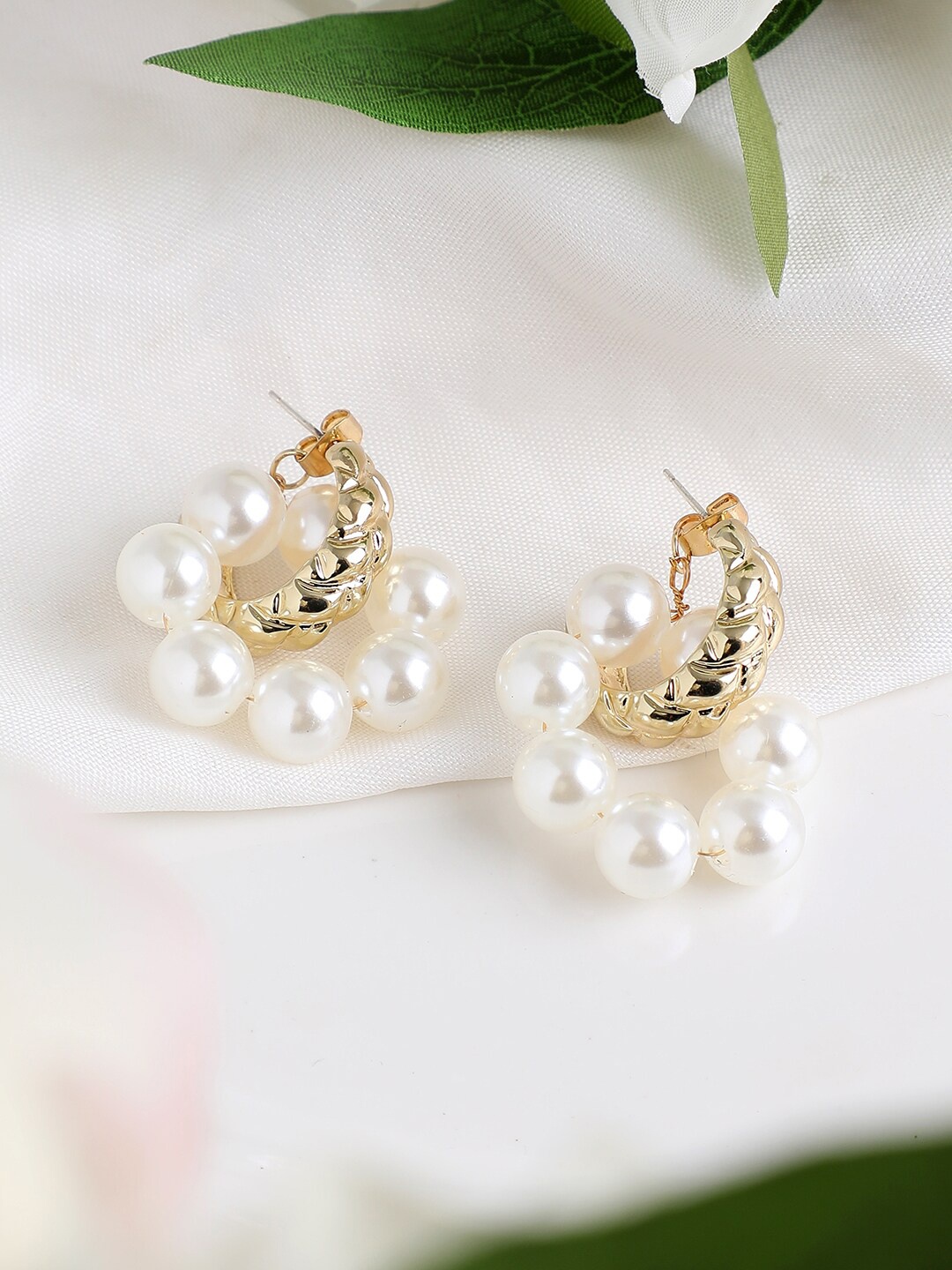 

SOHI White Gold Plated Contemporary Drop Earrings