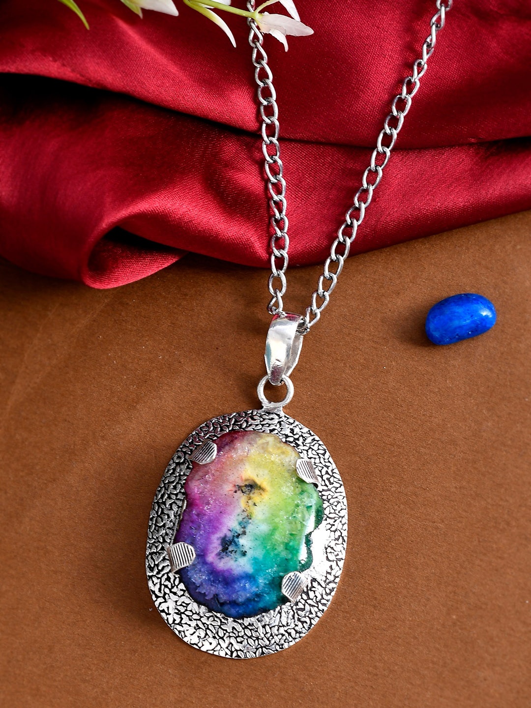 

DASTOOR Silver-Plated Blue Stone-Studded Pendant With Chain