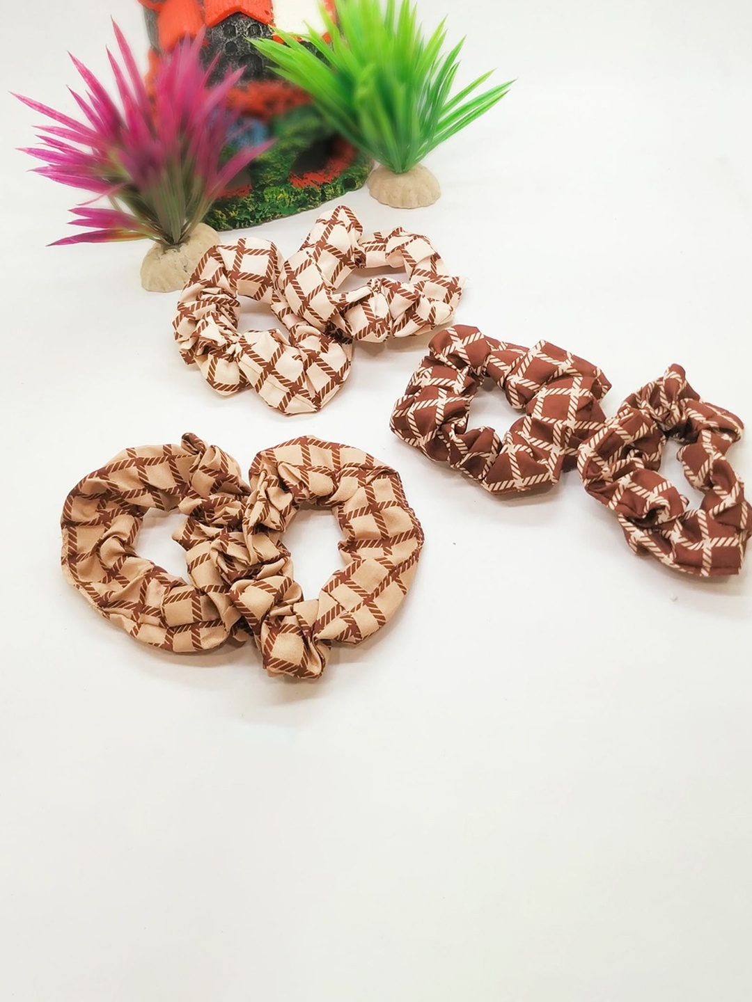 

FEMMIBELLA Women Set of 6 Brown & Beige Ponytail Holders