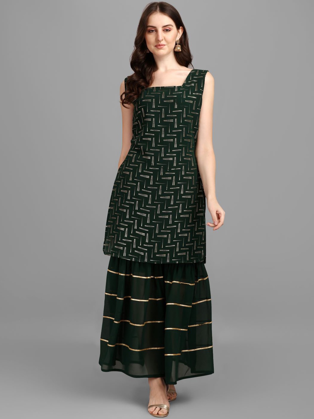 

GUFRINA Women Green Printed Kurta with Sharara