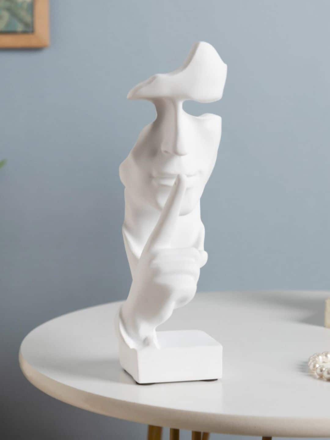 

Nestasia White Solid Modern Art Showpieces