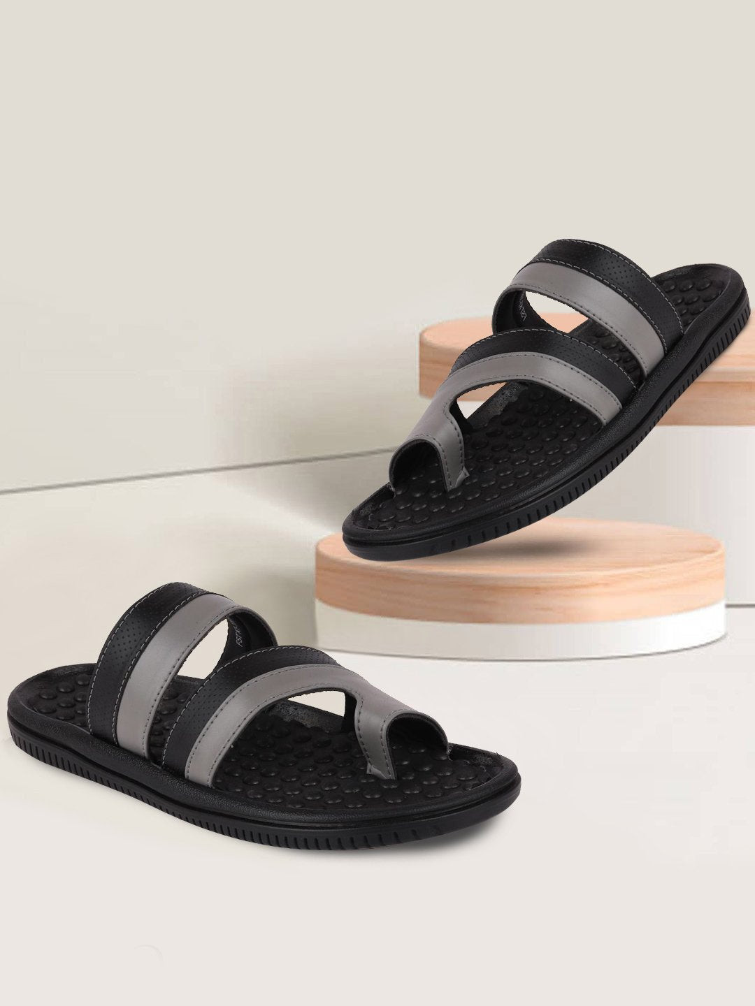 

FAUSTO Men Grey & Black Comfort Sandals