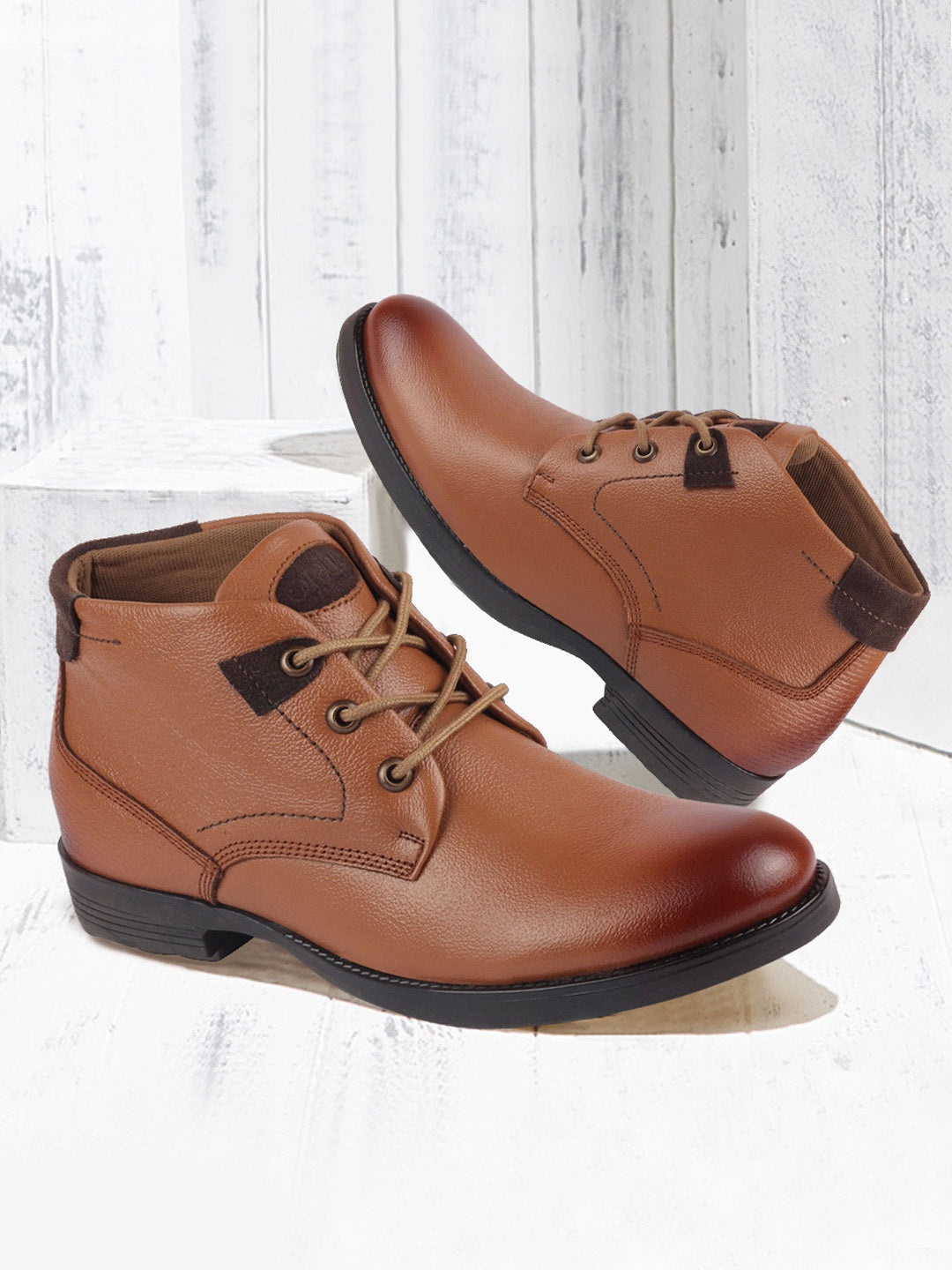 

FAUSTO Men Tan Solid Leather Up Flat Boots