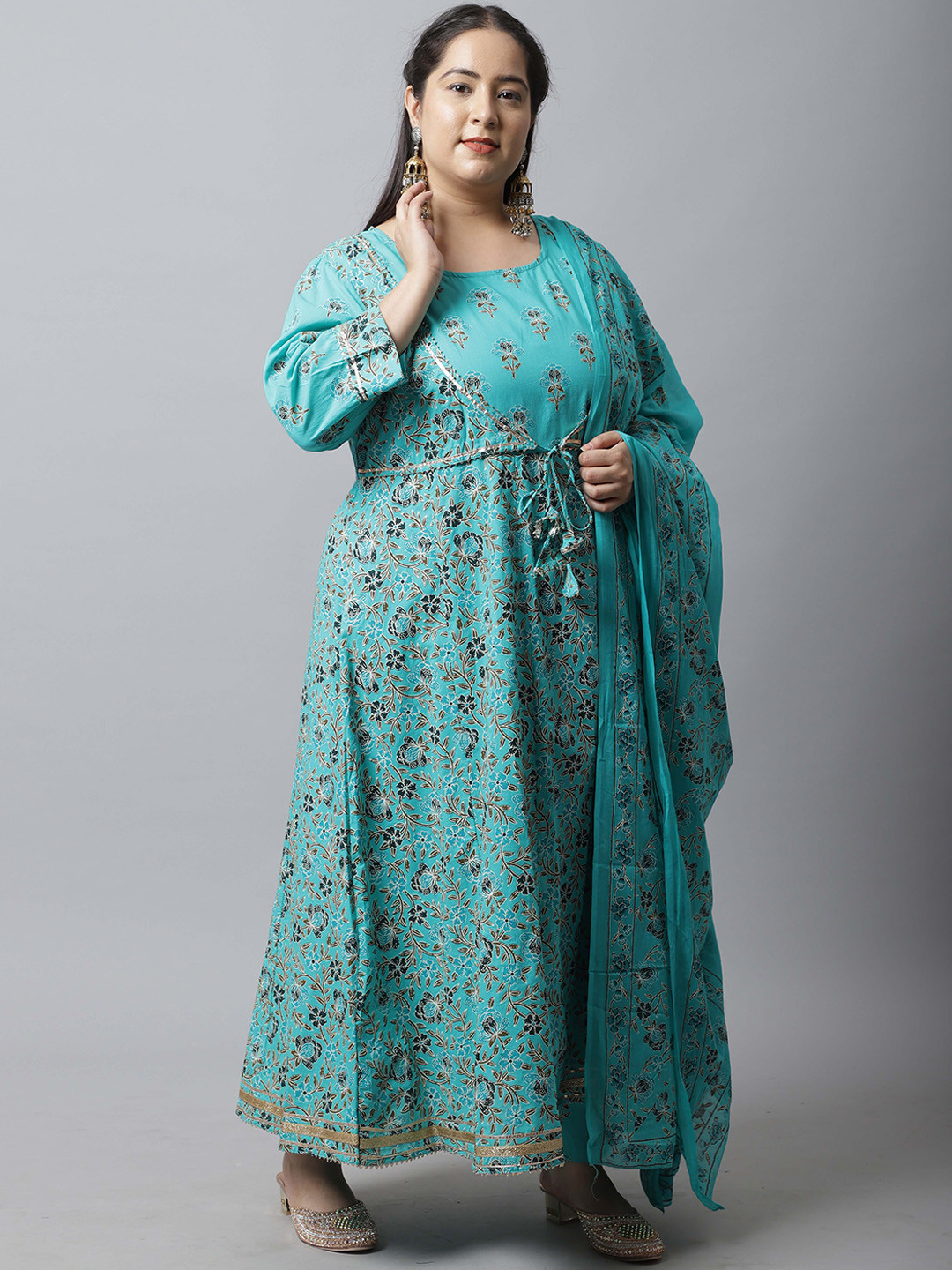 

Rajnandini Women Blue Floral Printed Gotta Patti Pure Cotton Kurta with Trousers & With Dupatta