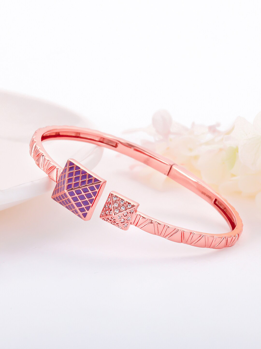 

GIVA Women Rose Gold & Purple Sterling Silver Rose Gold-Plated Kada Bracelet
