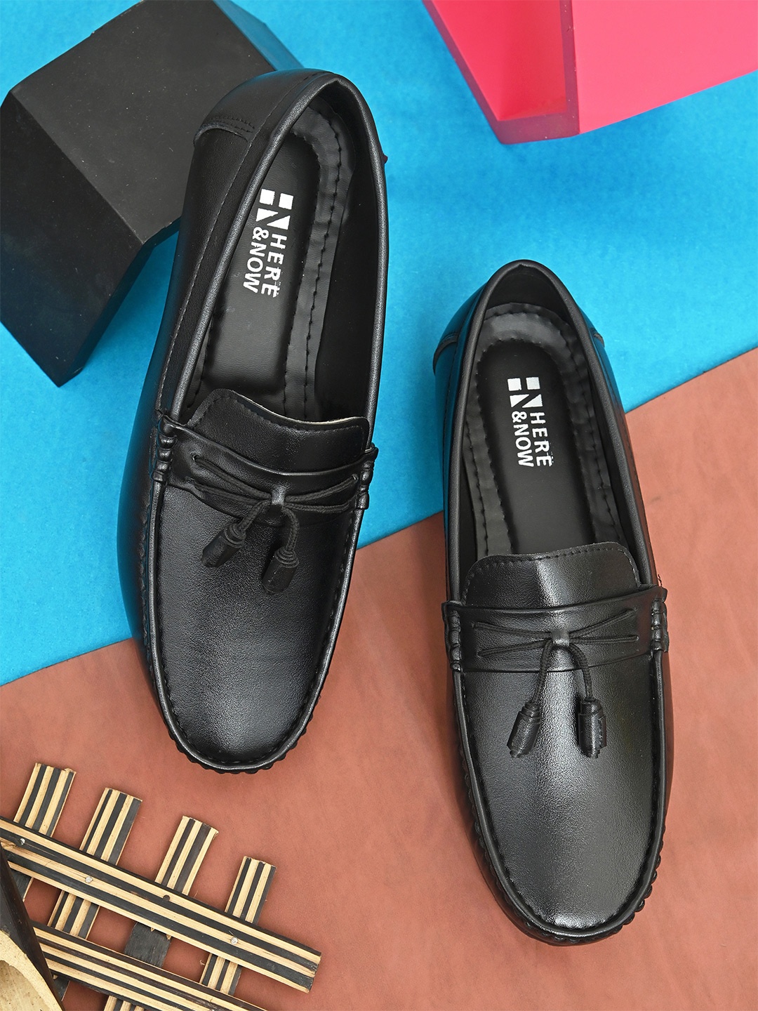 

HERE&NOW Men Lightweight Black Loafers