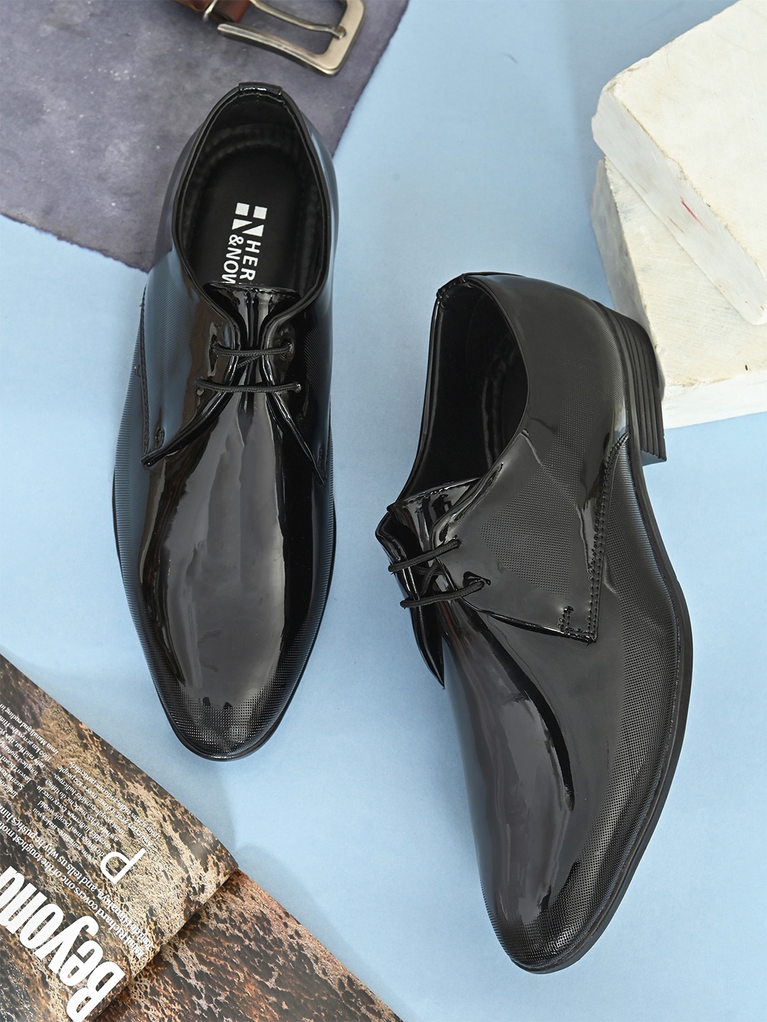 

HERE&NOW Men Black Textured Formal Derbys