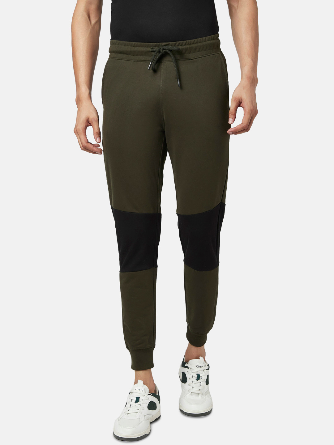

People Men Olive Green Colourblocked Slim Fit Joggers