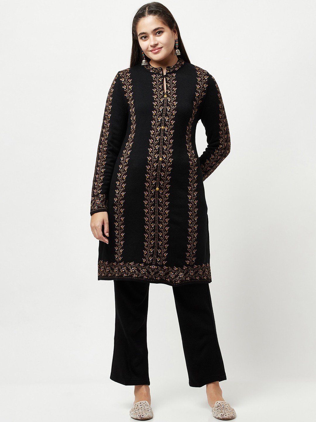 

Knitstudio Women Black Floral Kurta with Trousers