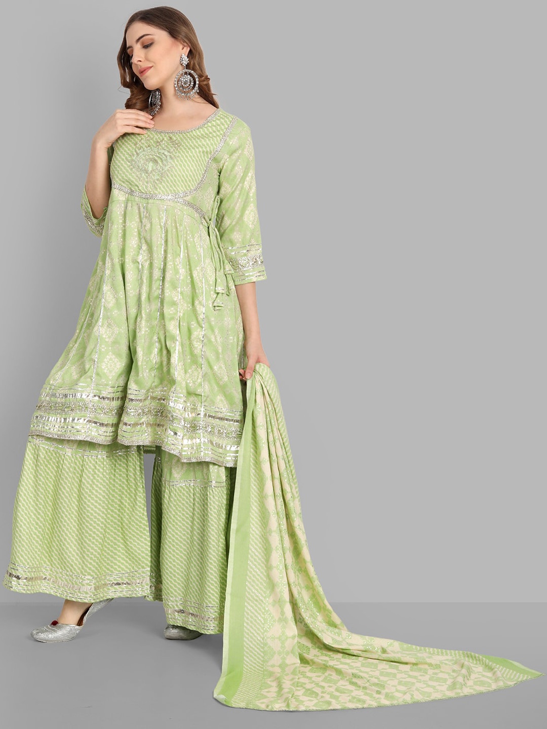 

SINGNI Women Sea Green Ethnic Motifs Printed Gotta Patti Kurta with Sharara & Dupatta
