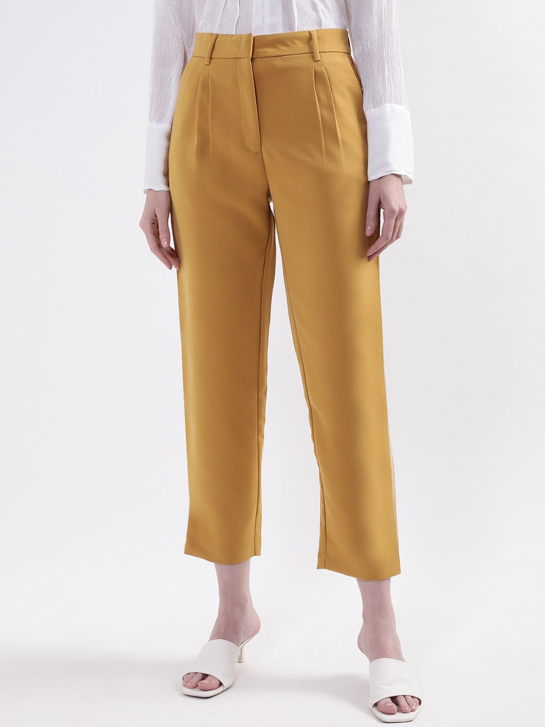

CENTRESTAGE Women Mustard Yellow Solid Pleated Cropped Trousers