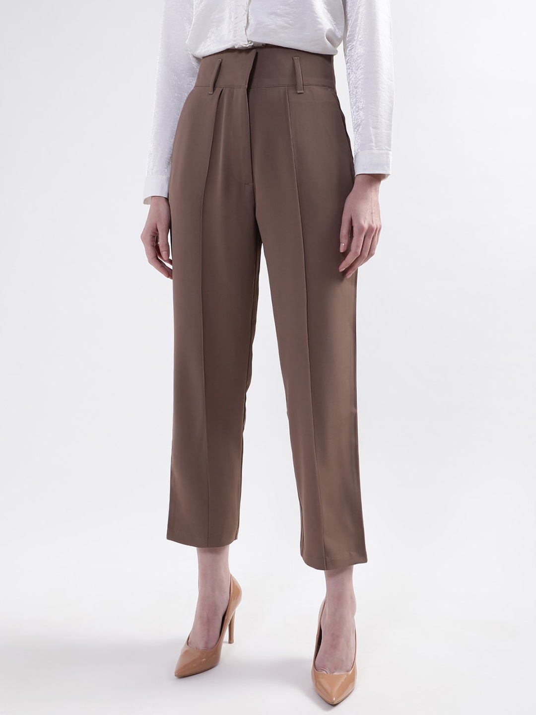 

CENTRESTAGE Women Brown Solid Pleated Parallel Trousers