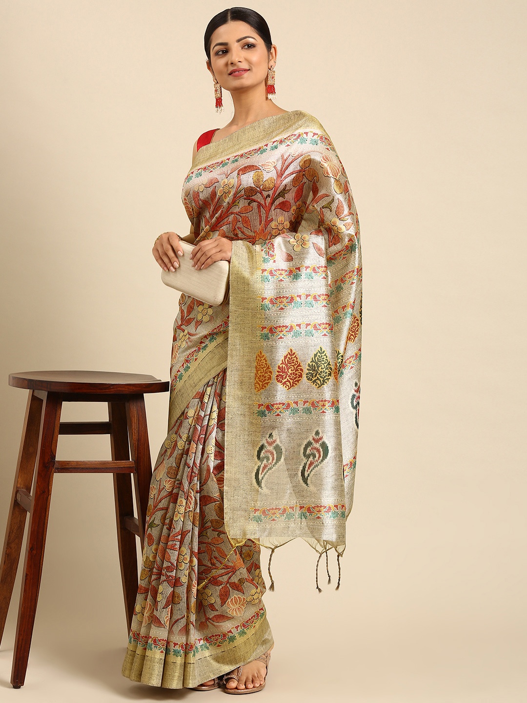 

VISHNU WEAVES Grey Floral Jute Silk Tussar Saree