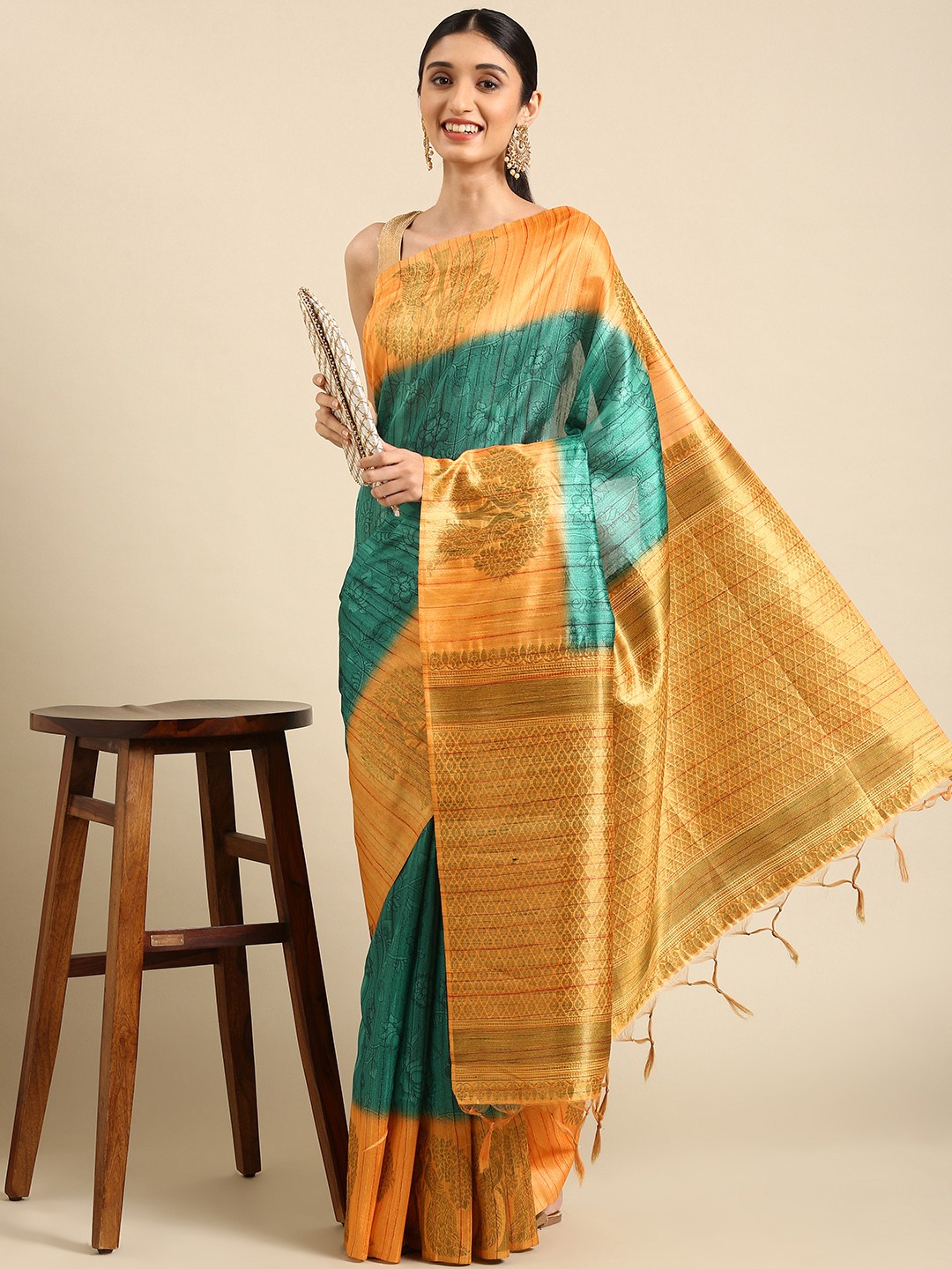 

VISHNU WEAVES Teal Green & Yellow Kalamkari Print Jute Silk Tussar Saree