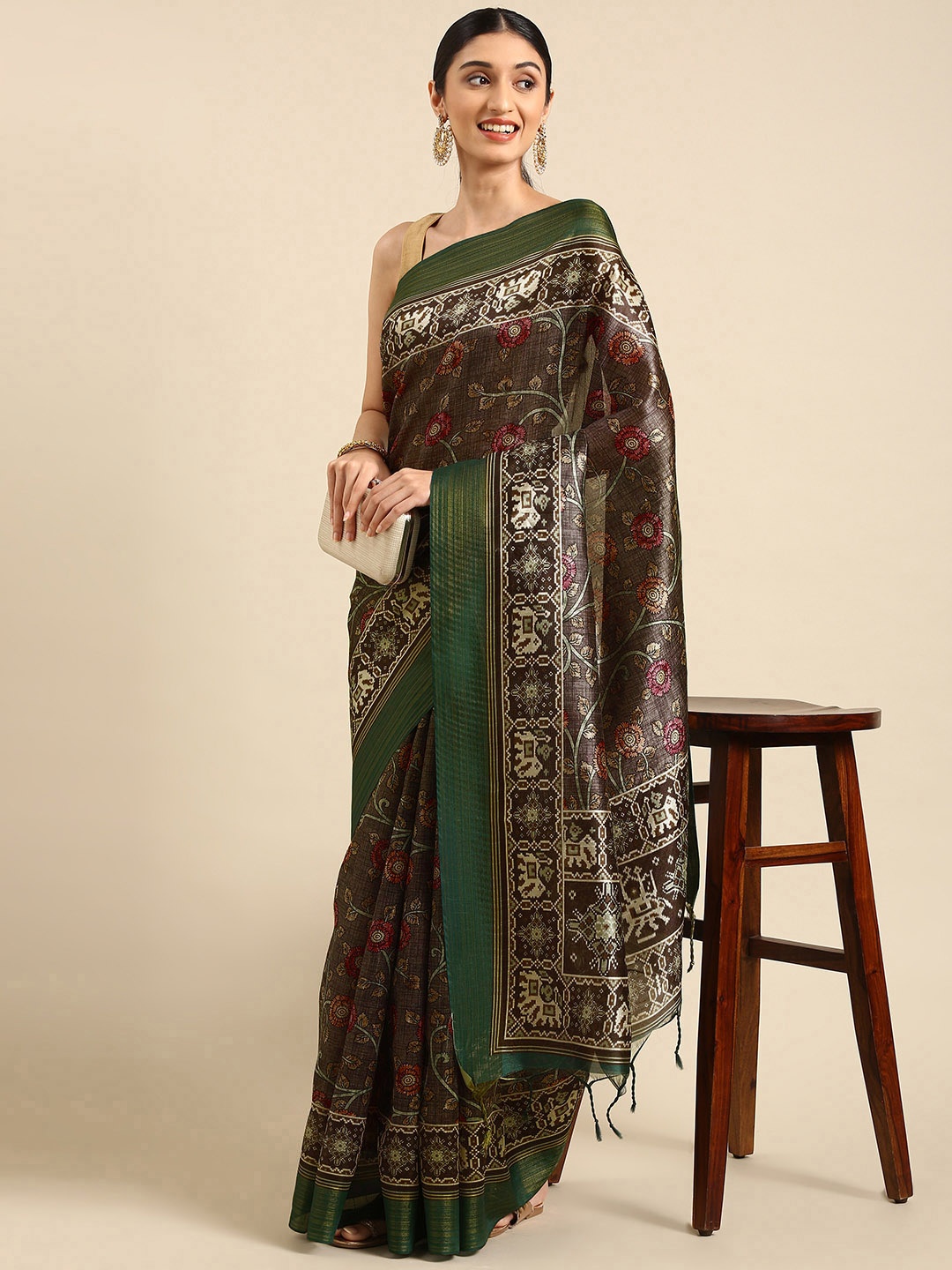 

VISHNU WEAVES Grey & Pink Kalamkari Jute Silk Ready to Wear Tussar Saree