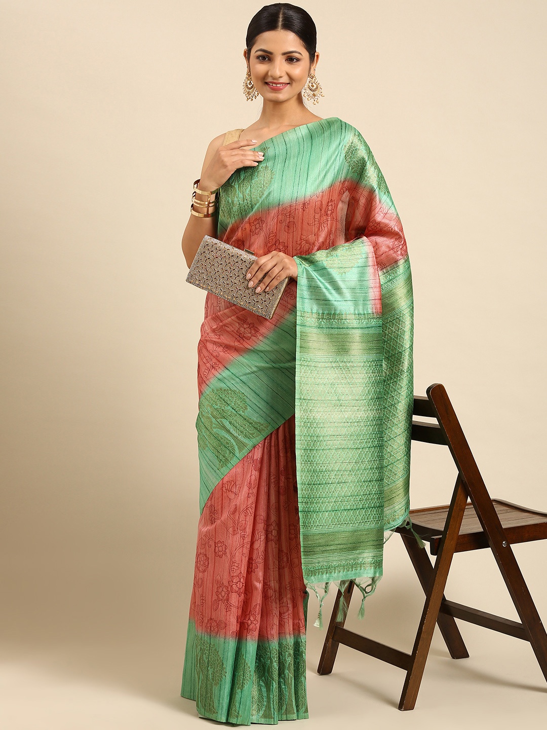 

VISHNU WEAVES Red & Green Floral Print Jute Silk Tussar Saree