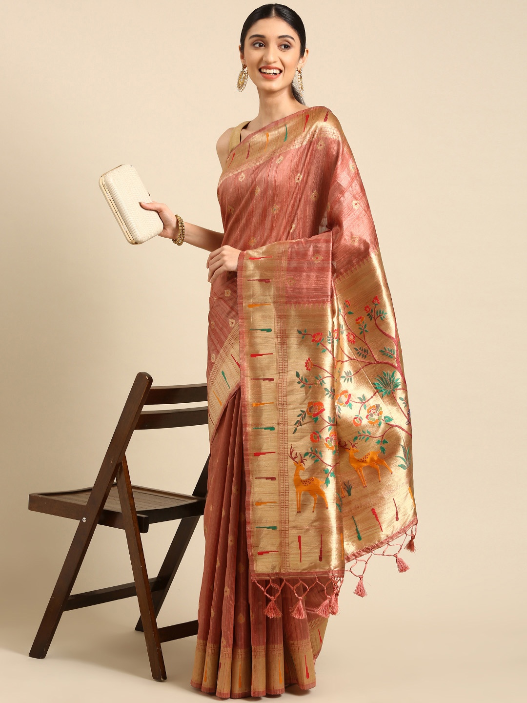 

VISHNU WEAVES Pink Woven Design Jute Silk Paithani Saree